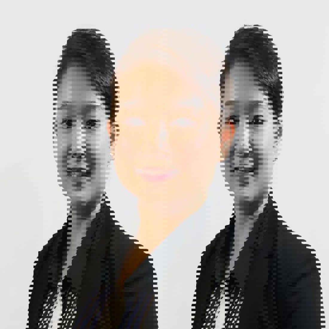 Dr Stephanie Tan
